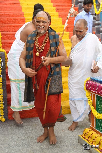 Film-Nagar-Daiva-Sannidhanam-New-Temple-Inauguration